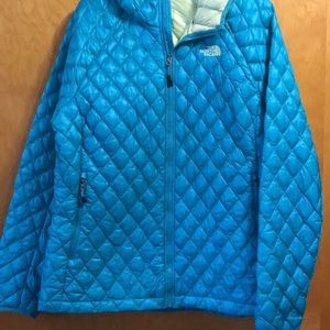 North Face Hooded Jacket Sz Xl